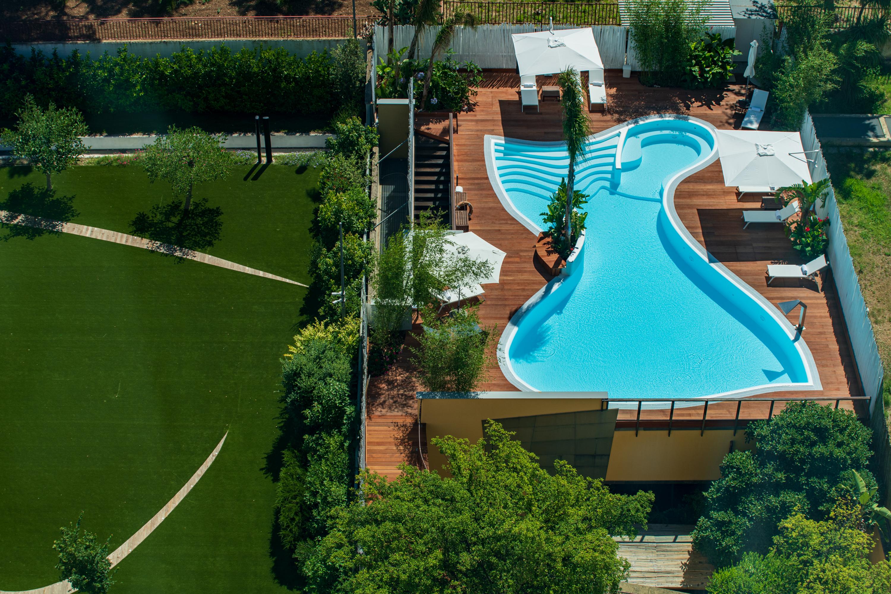 Hi Hotel Bari Esterno foto